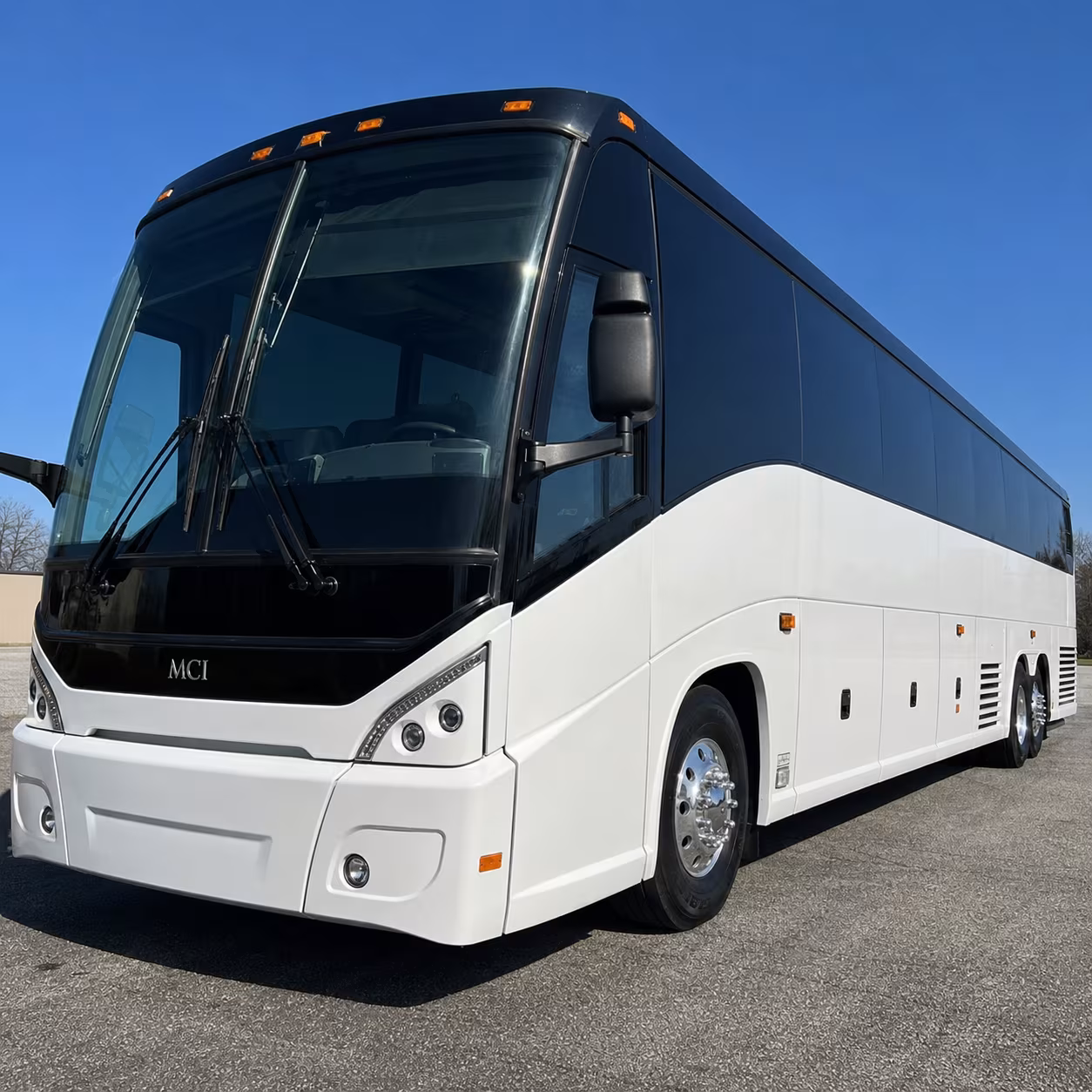 topeka construction and film crew shuttle buses