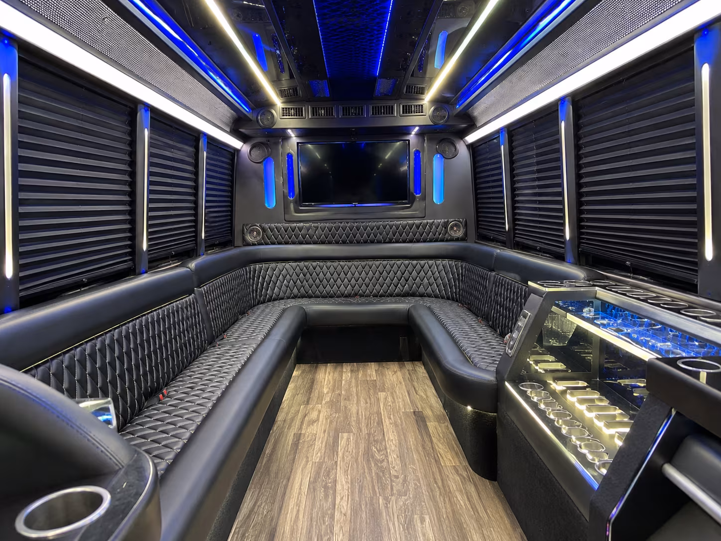 topeka corporate retreat shuttle bus rentals
